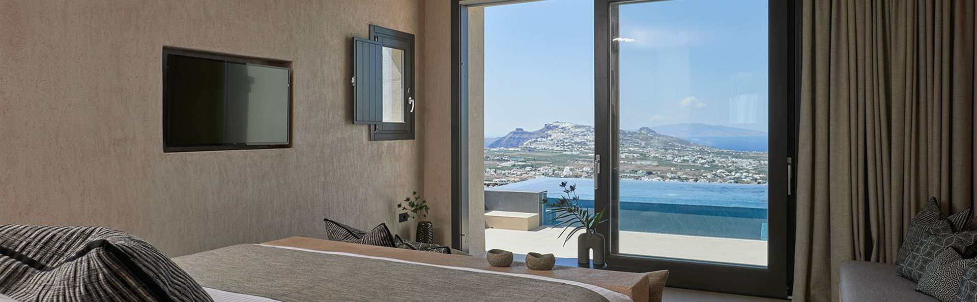Honeymoon Suite